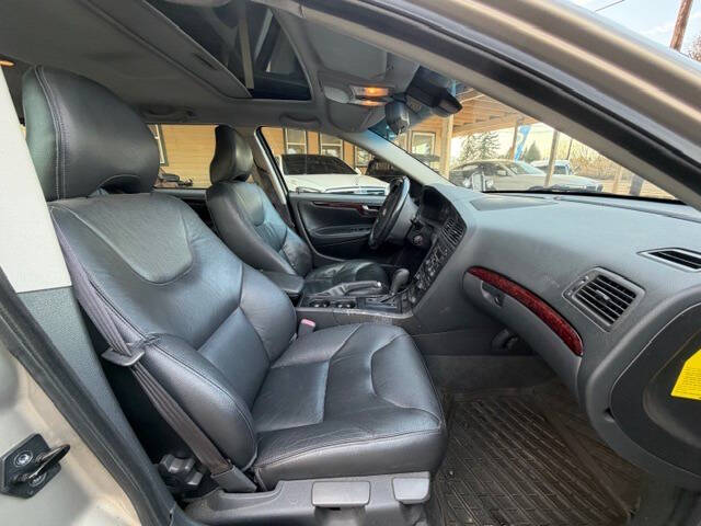 2004 Volvo V70 2.4
