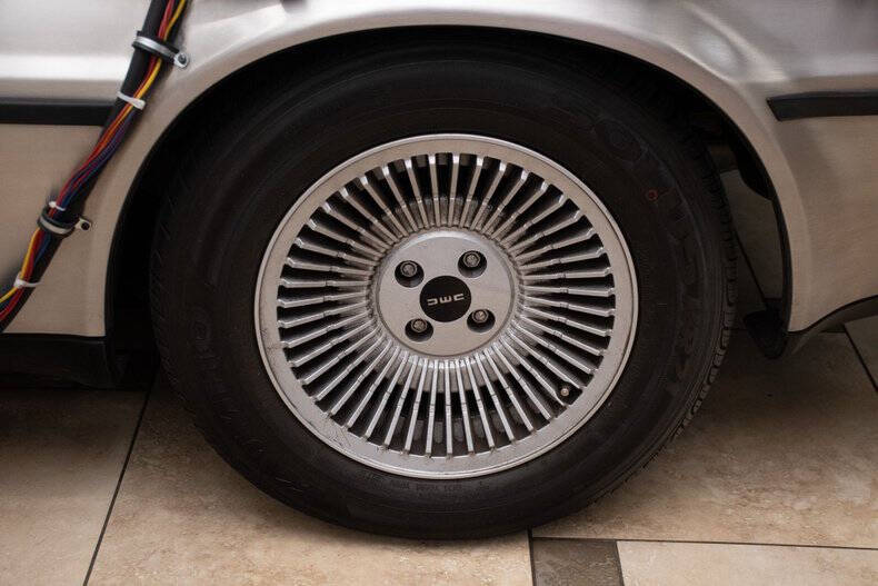 1981 DeLorean DMC-12