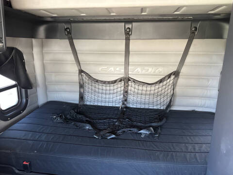 2020 Freightliner Cascadia