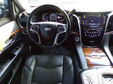 2016 Cadillac Escalade ESV Luxury Collection