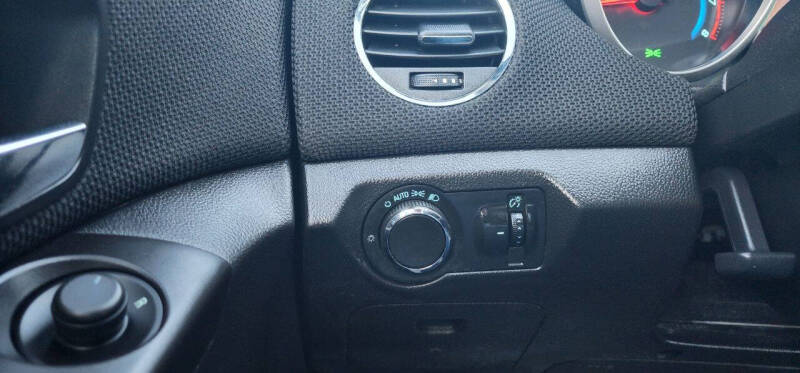 2016 Chevrolet Cruze Limited 1LT Auto