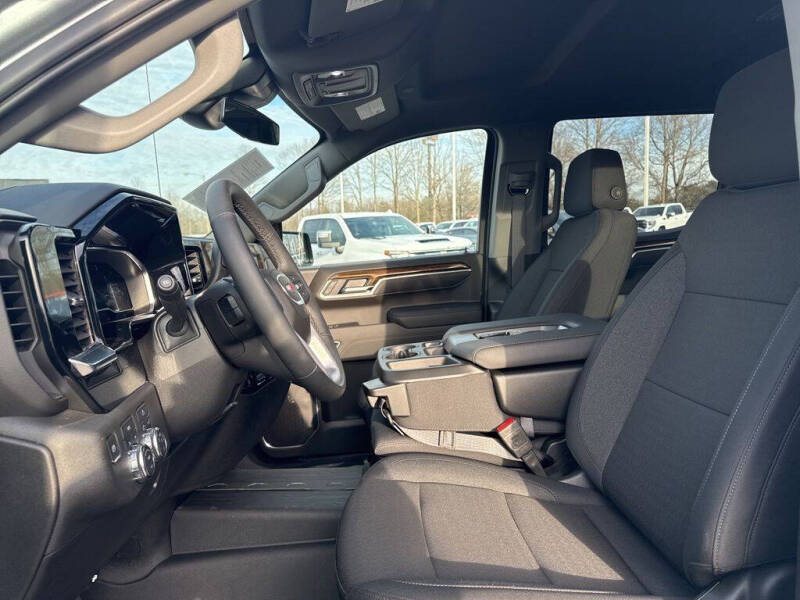 2025 GMC Sierra 1500