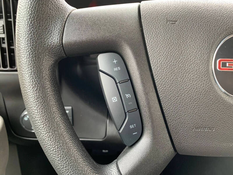 2024 GMC Savana 2500