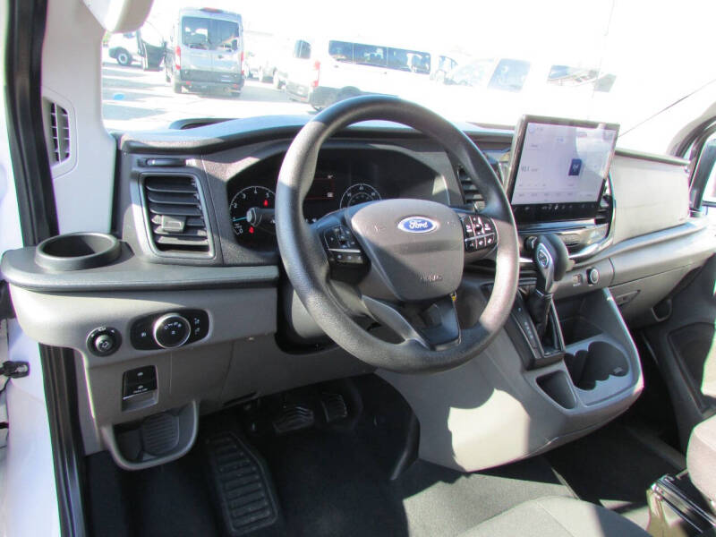 2023 Ford Transit 350 XLT