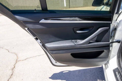 2013 BMW 5 Series 528i