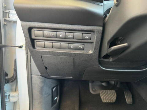 2025 Mitsubishi Outlander PHEV SEL