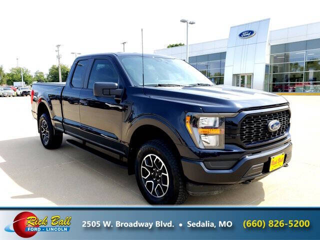 2023 Ford F-150 XL's photo