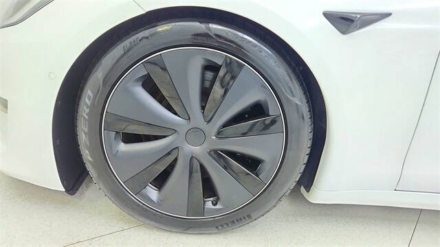 2023 Tesla Model S Plaid