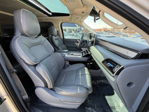 2018 Lincoln Navigator Black Label