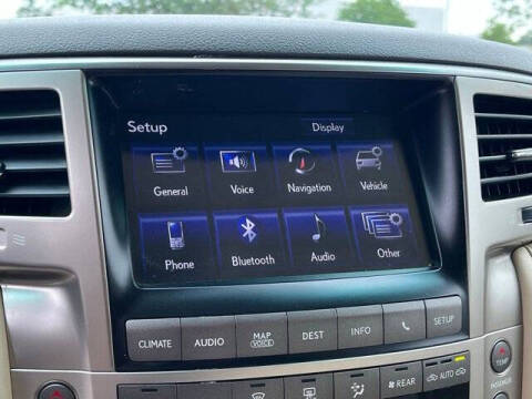 2013 Lexus LX 570