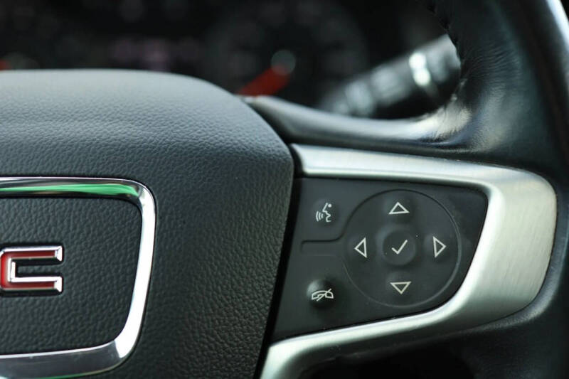 2018 GMC Acadia SLE-2