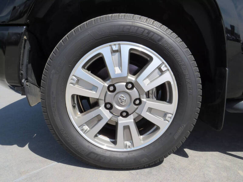 2017 Toyota Tundra Platinum