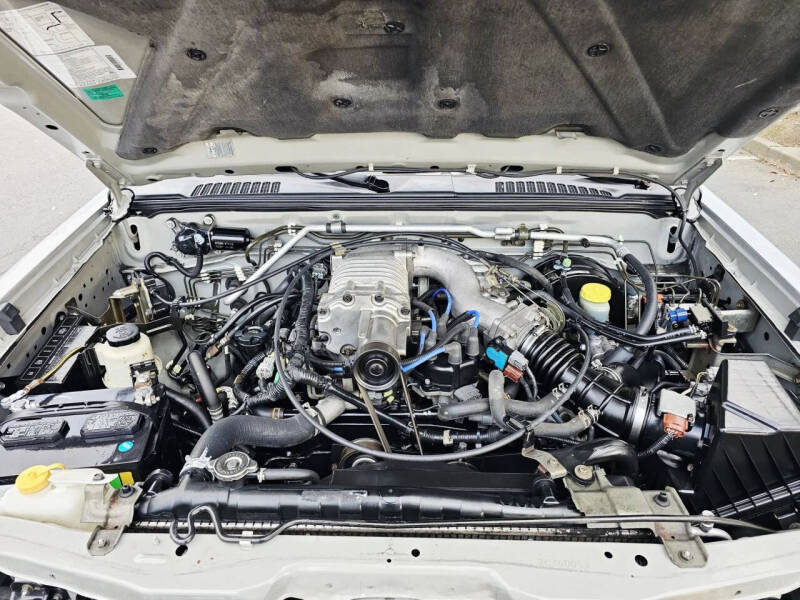 2002 Nissan Frontier SC-V6