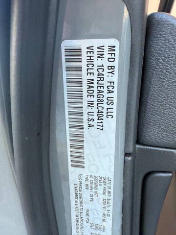 2020 Jeep Grand Cherokee Laredo