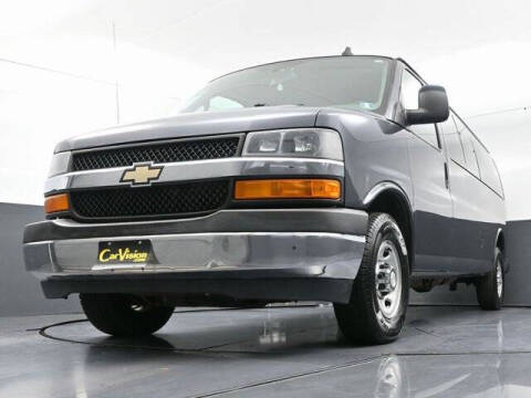 2017 Chevrolet Express LT 3500