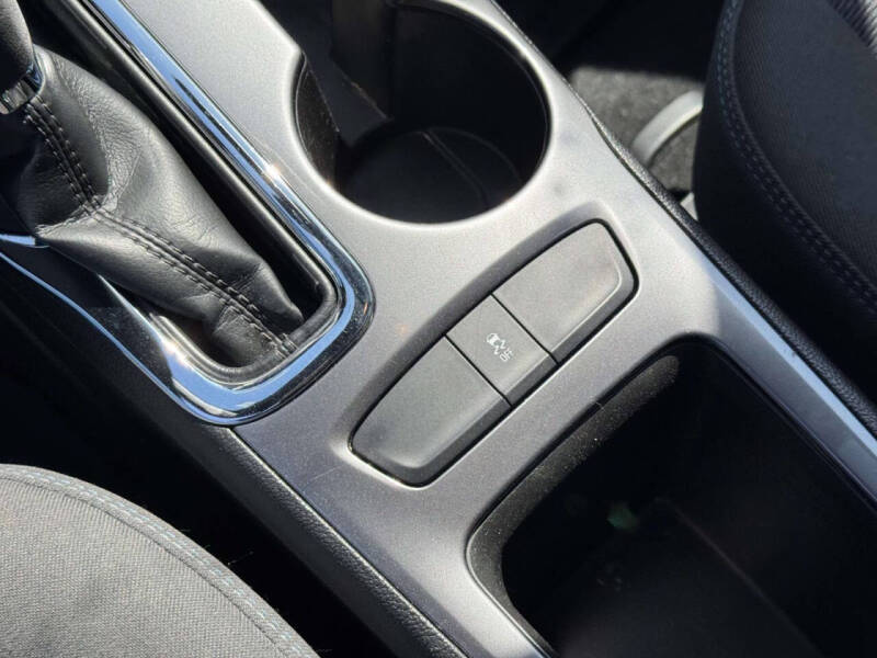 2018 Chevrolet Cruze LT Auto