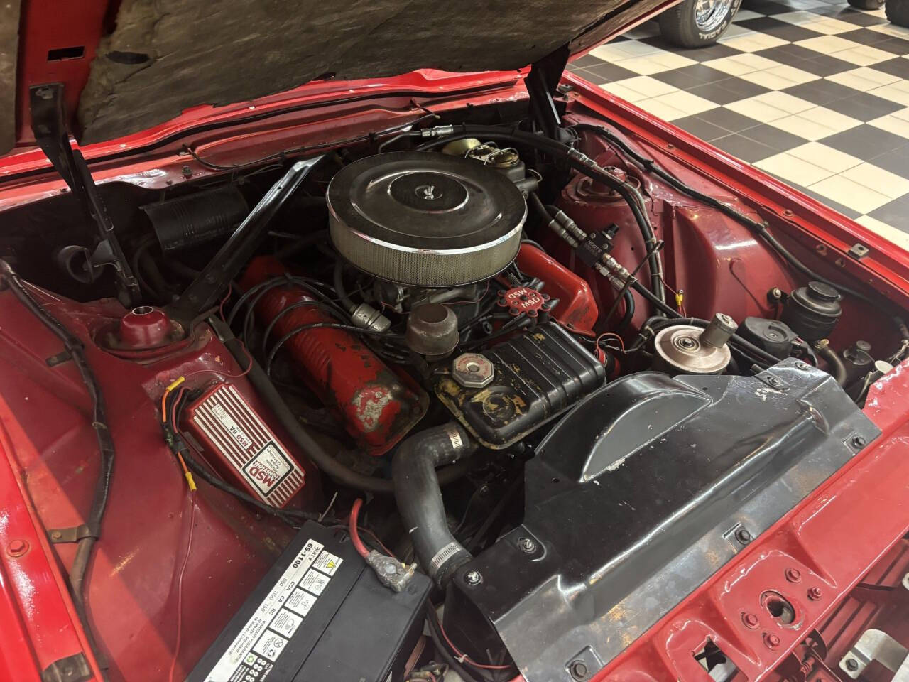 1964 Ford Thunderbird 36