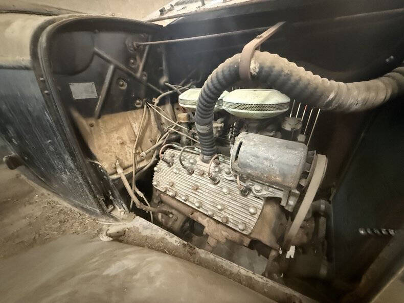 1932 Ford 5-Window