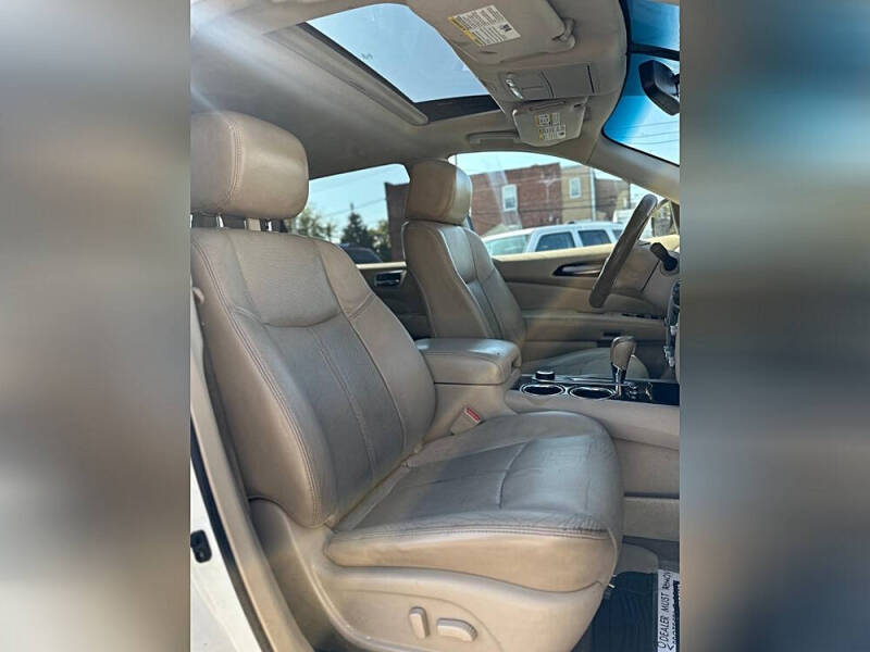 2013 Nissan Pathfinder Platinum