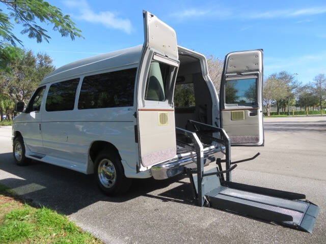 2013 Ford E-Series E-150