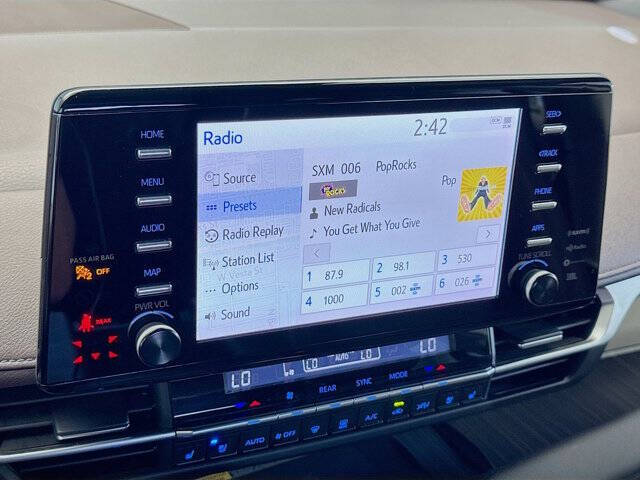 2021 Toyota Sienna Platinum 7-Passenger