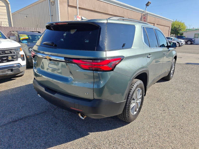 2023 Chevrolet Traverse LT Cloth