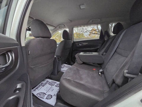 2015 Nissan Rogue SV