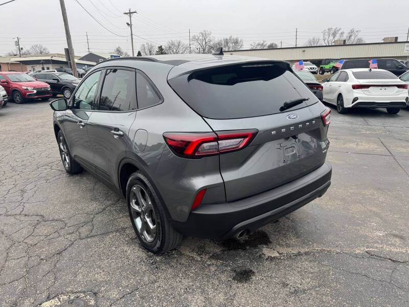 2025 Ford Escape ST-Line Select