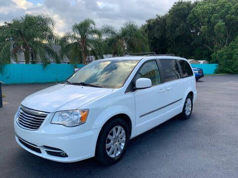 2014 Chrysler Town and Country for sale at King Motors Auto Sales LLC in Mount Dora FL