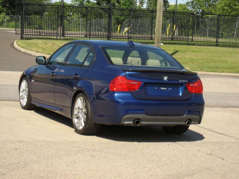 2011 BMW 3 Series 335i