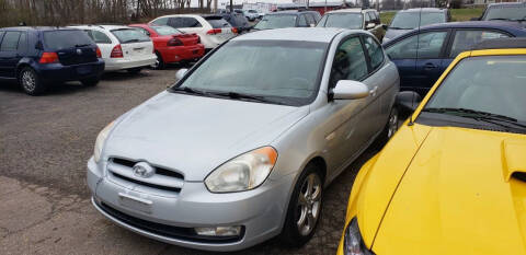 2007 Hyundai Accent for sale at MEDINA WHOLESALE LLC in Wadsworth OH