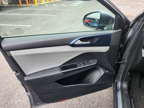 2022 Volkswagen Taos SE