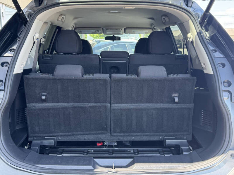 2017 Nissan Rogue SV