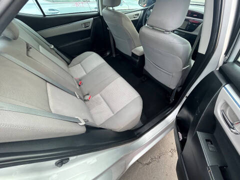 2015 Toyota Corolla LE