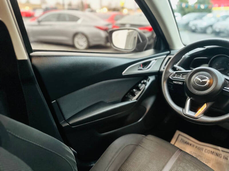 2017 Mazda MAZDA3 Sport