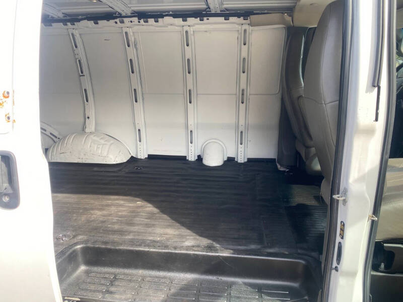 2020 Chevrolet Express 2500