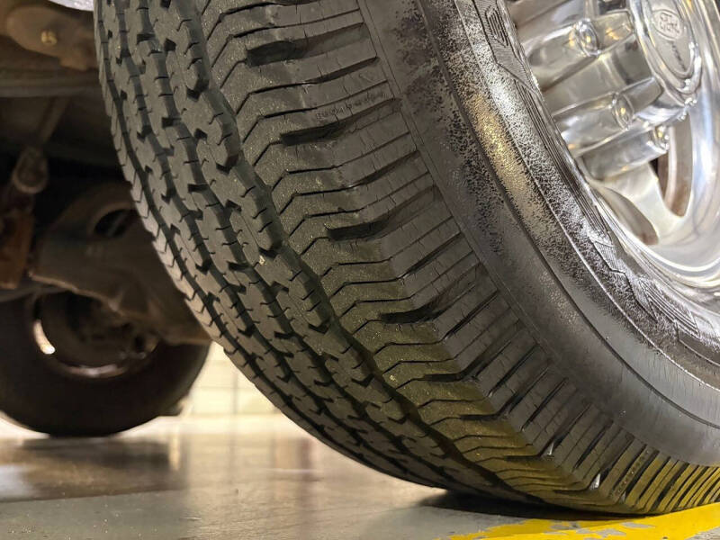 2004 Ford Excursion Eddie Bauer