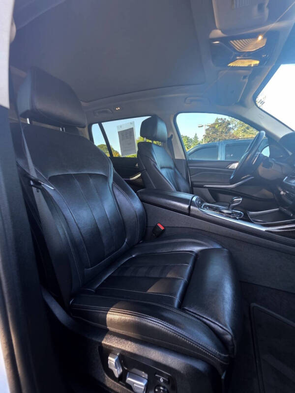 2019 BMW X7 xDrive50i