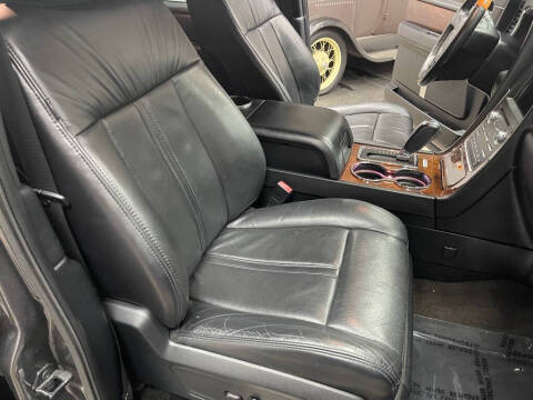 2016 Lincoln Navigator Select