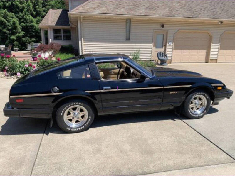 購入しないでください 1982-datsun-280zx-gl-2-2-2dr-