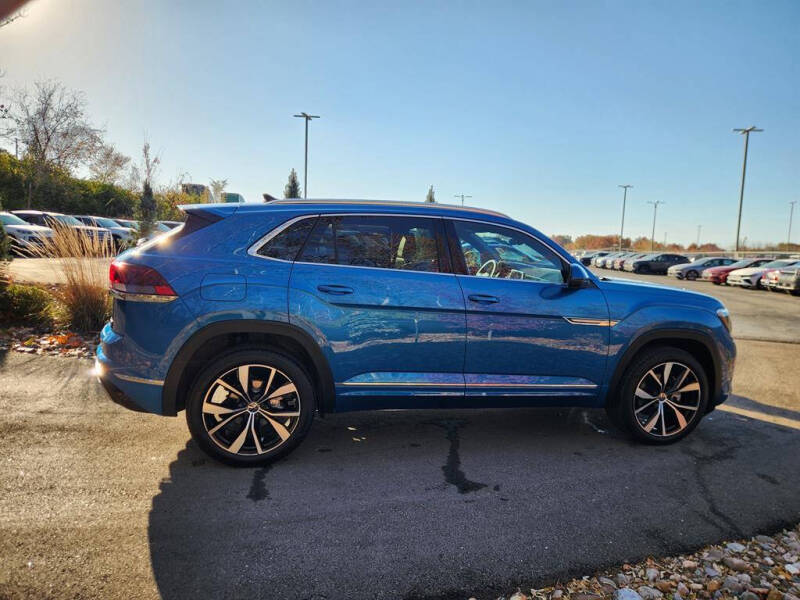 2025 Volkswagen Atlas Cross Sport SEL Premium R-Line 4Motion