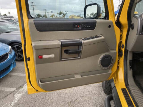 2003 HUMMER H2