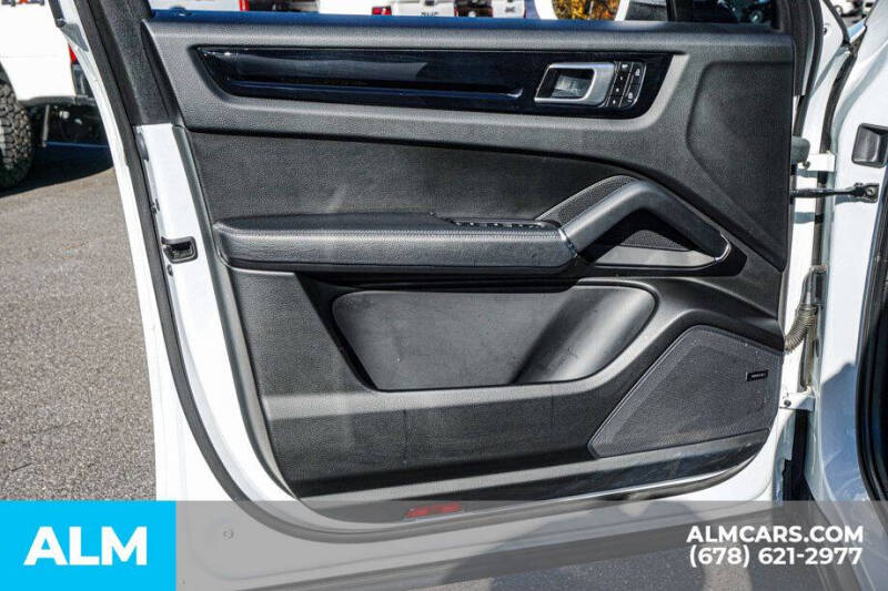 2023 Porsche Cayenne