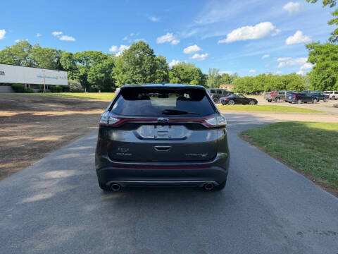 2018 Ford Edge Titanium
