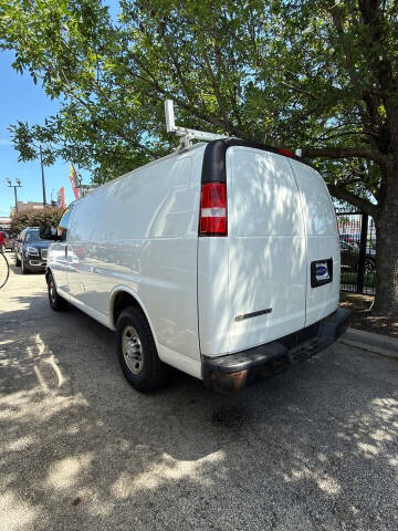 2017 Chevrolet Express 2500