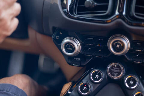 2023 Aston Martin Vantage