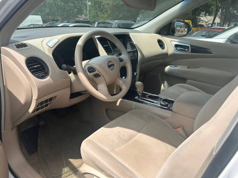 2013 Nissan Pathfinder S