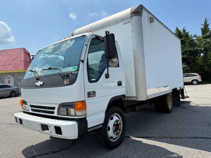 2004 Chevrolet Tilt Master W4S042's photo