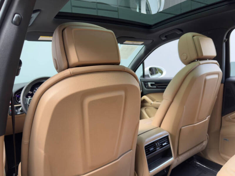 2022 Porsche Cayenne