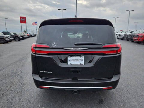 2026 Chrysler Pacifica Pinnacle